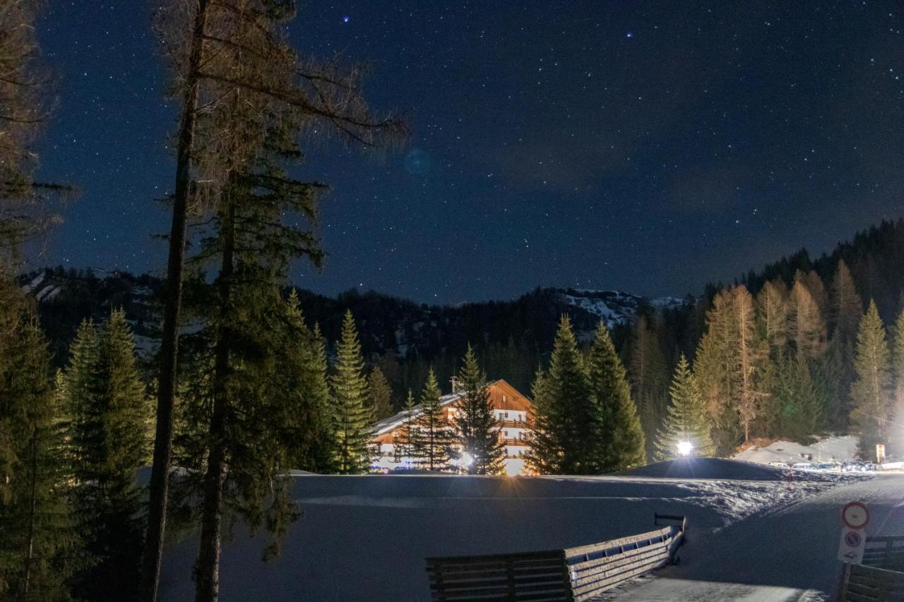 Hotel Planac Corvara In Badia Esterno foto